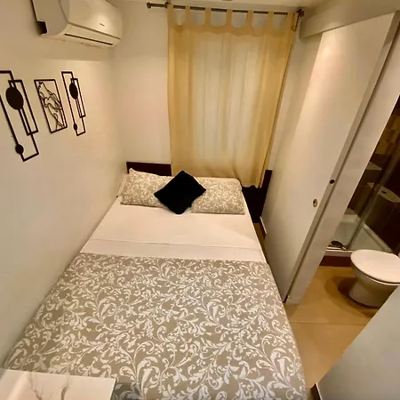 Nuevas Con Bano Privado Frente Al Metro St Mwc Barcelona-fira Διαμέρισμα *