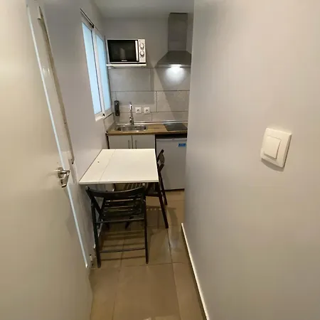 Nuevas Con Bano Privado Frente Al Metro St Mwc Barcelona-fira * 오스피탈레트 데 요브레가트